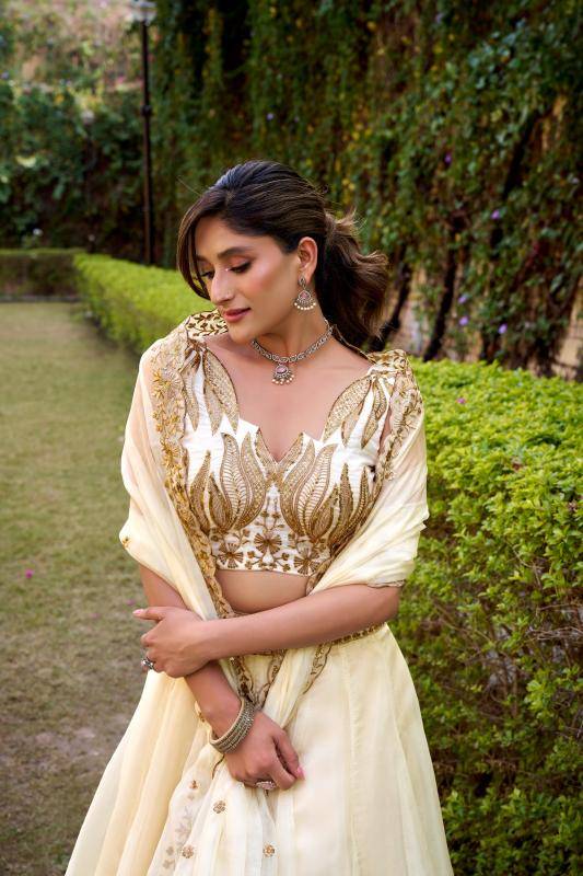 Taraa L 1445 Latest designer lehenga choli in Bangalore